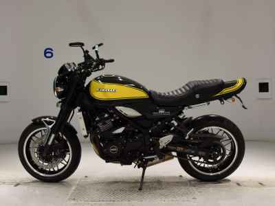 Kawasaki Z900RS 2023