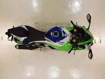 Kawasaki Ninja ZX-6R 2024