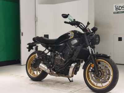 Yamaha XSR700 2022