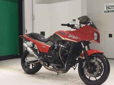 Kawasaki GPZ900R 1998