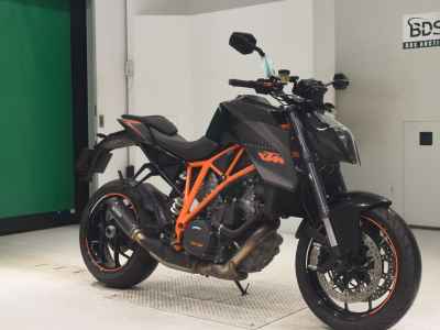 KTM 1290 Super Duke R 2015