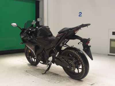 Yamaha YZF-R3 2018