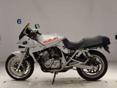 Suzuki GSX250S Katana