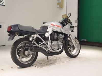 Suzuki GSX250S Katana