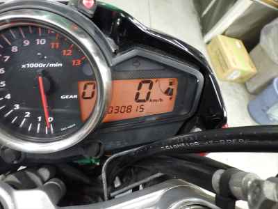 Suzuki GSR250