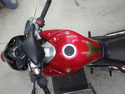 Suzuki GSR250