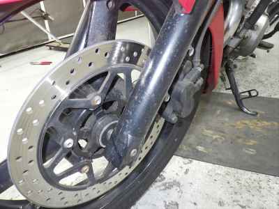 Suzuki GSR250