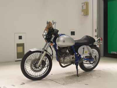 Suzuki ST250E