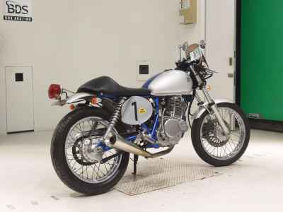 Suzuki ST250E