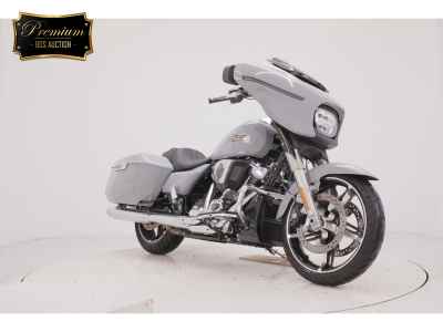 Harley-Davidson FLHX 2024