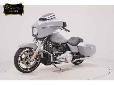 Harley-Davidson FLHX 2024