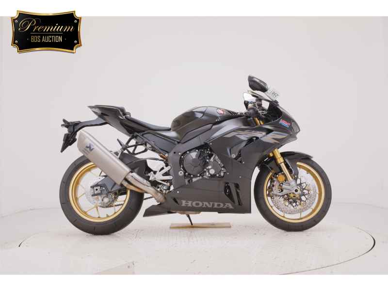 Honda CBR1000RR-R SP 2022