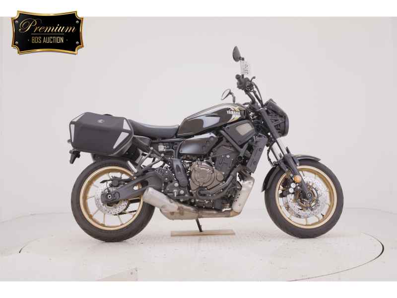 Yamaha XSR700 2022