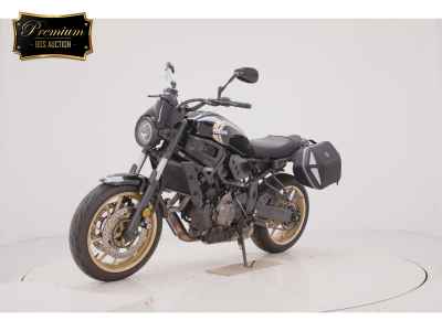 Yamaha XSR700 2022