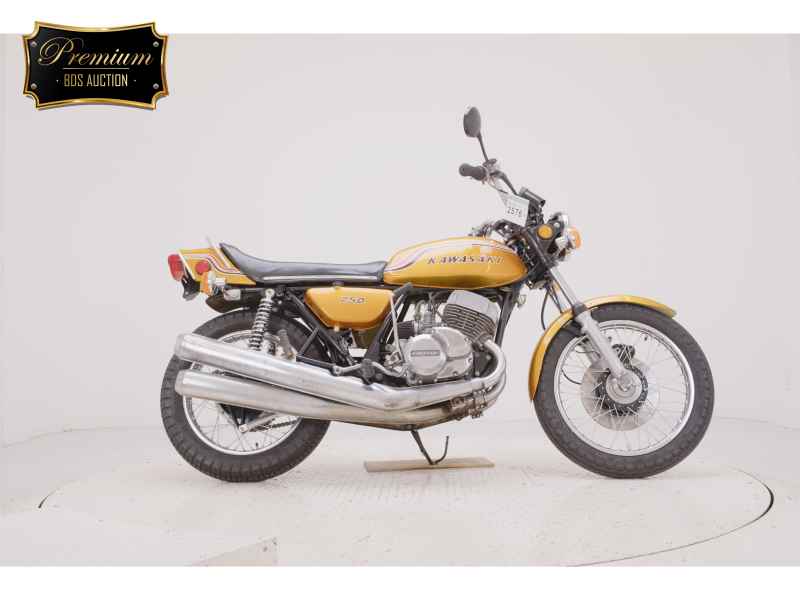 Kawasaki 750SS 2025