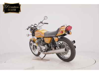 Kawasaki 750SS 2025