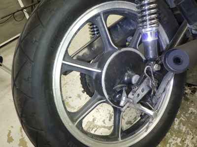 Kawasaki Z400J 2025