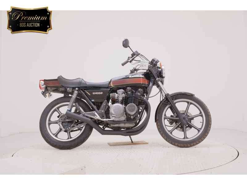 Kawasaki Z400J 2025
