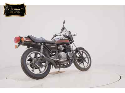 Kawasaki Z400J 2025