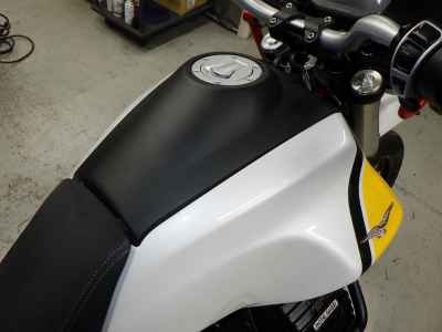 Moto Guzzi V85TT 2021