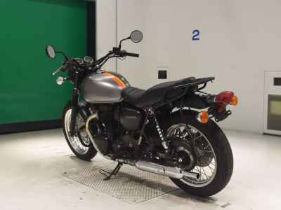 Kawasaki W800 Street 2020