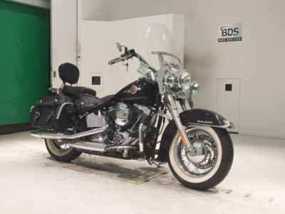 Harley-Davidson Heritage FLSTC103 2017