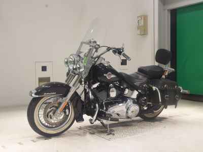 Harley-Davidson Heritage FLSTC103 2017