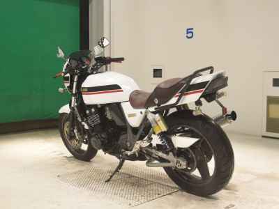 Kawasaki ZRX400 2005