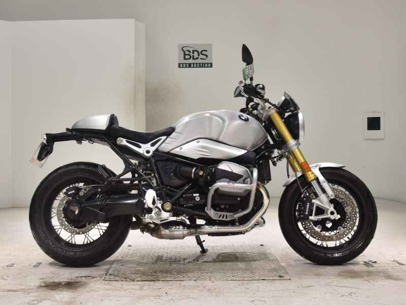 BMW R nineT 2023