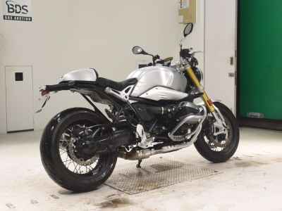 BMW R nineT 2023