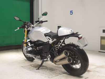 BMW R nineT 2023