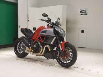 Ducati Diavel 2011