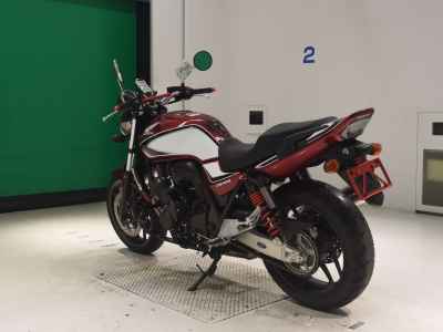 Honda CB400SF 2021