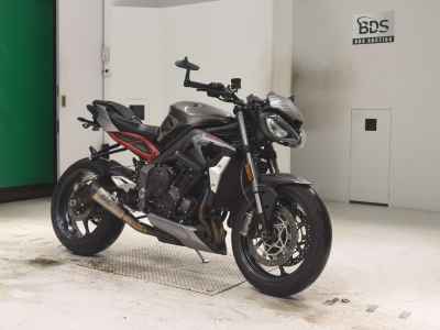 Triumph Street Triple RS 2021