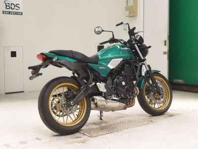Kawasaki Z650RS 2024
