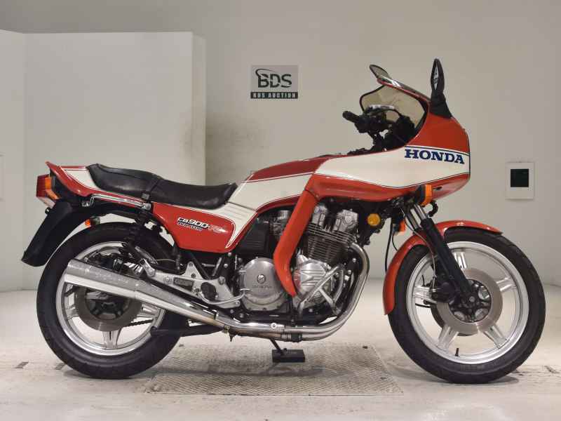 Honda CB900F 2021