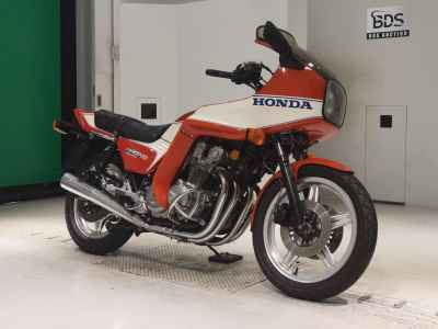 Honda CB900F 2021