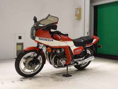 Honda CB900F 2021