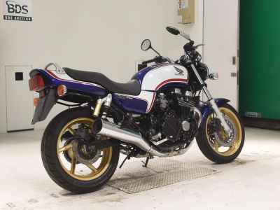 Honda CB750SF 2005