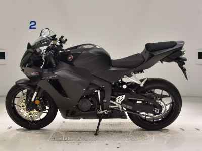 Honda CBR600RR 2024