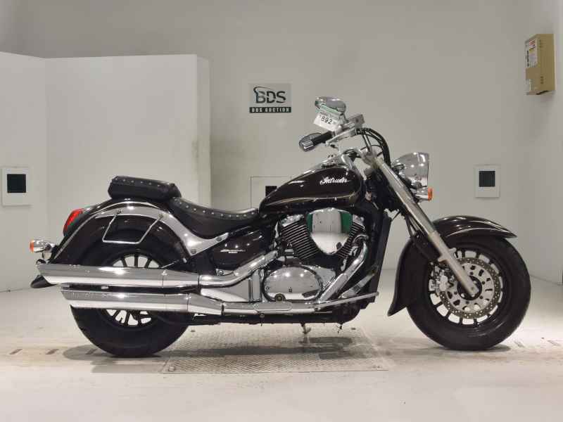 Suzuki Intruder 400 Classic 2011