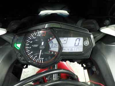 Yamaha YZF-R25 2015
