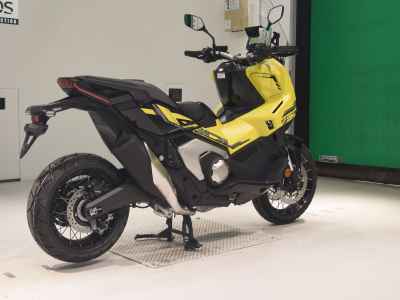 Honda X-Adv 750 2025