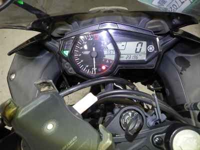 Yamaha YZF-R25 2015