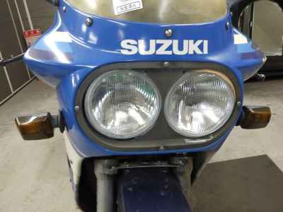 Suzuki GSX-R750 1985