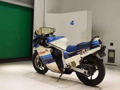 Suzuki GSX-R750 1985