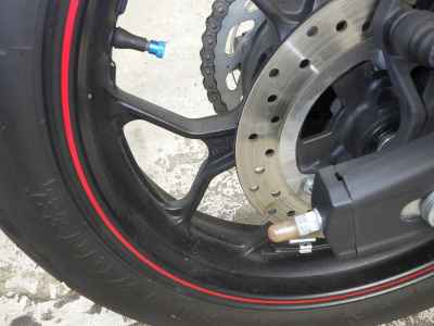 Yamaha YZF-R25 2015