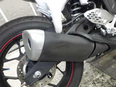Yamaha YZF-R25 2015