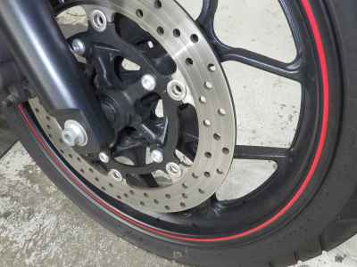 Yamaha YZF-R25 2015