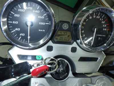 Yamaha XJR400 2005